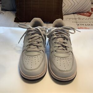 Gray Athletic Sneakers (Unisex)